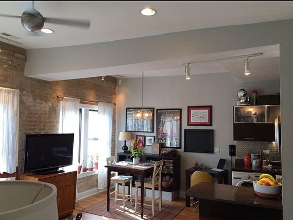4th image of 1360 W Estes Ave APT 3S