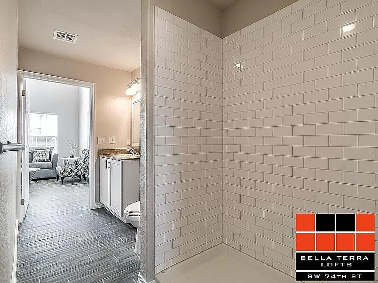 Bella Terra Lofts — Photo 13