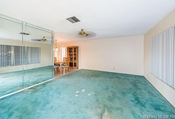 4th image of 8407 NW 59th Ct