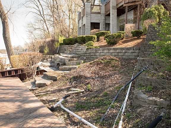 4th image of 42518 N Linden Ln