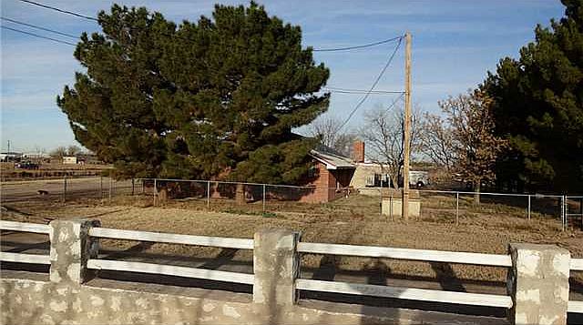 2nd image of 11564 N Loop Dr
