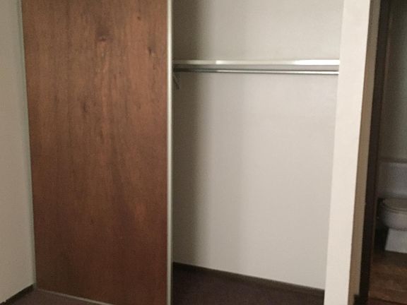 3rd image of 820 E Ford St APT 108