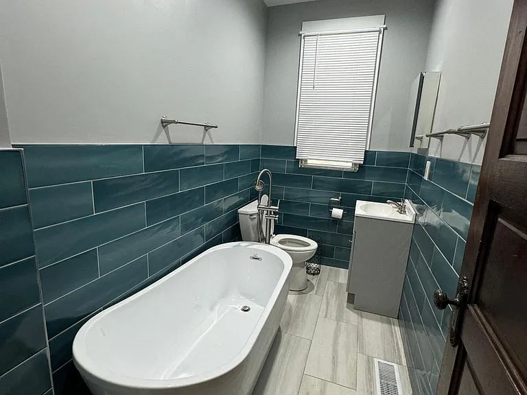 2706 Hale Ave — Photo 7