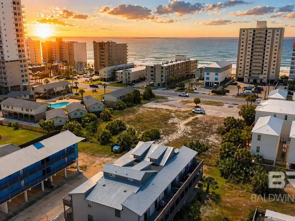 1041 W Lagoon Ave #302, Gulf Shores, AL 36542