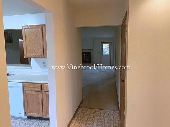 3rd image of 8811 Christygate Ln