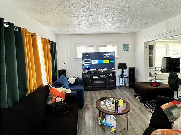 5th image of 13322 Eaglesmere Ave
