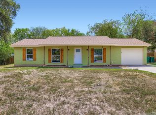 122 Sandy Oaks St, Live Oak, TX 78233