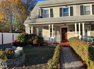 82 Allendale Rd #82, Hartford, CT 06106