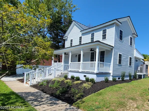 406 N B Street, Bridgeton, NC 28519