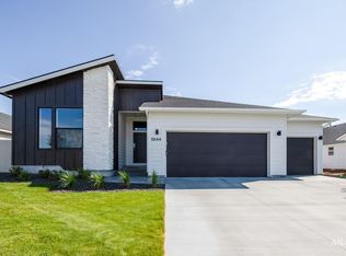 3805 E Jamestown Dr, Nampa, ID 83686