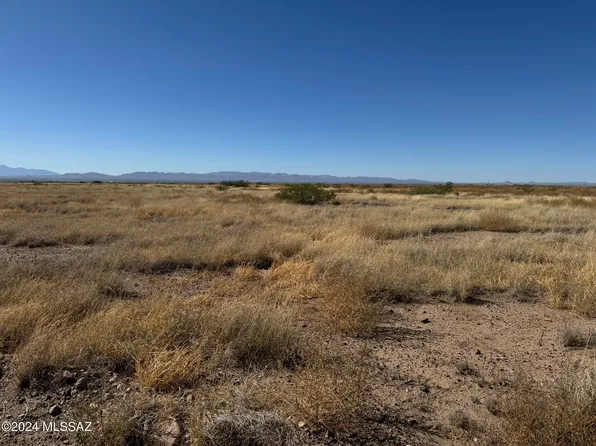 N San Mateo Dr #151, Douglas, AZ 85607