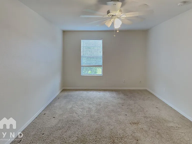 9333 Mandrake Ct — Photo 14