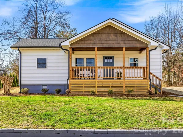 807 N Whitted St, Hendersonville, NC 28791