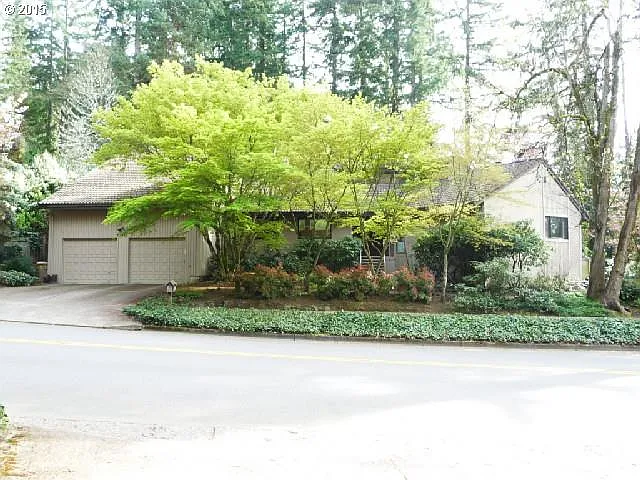 3170 Royce Way photo 1