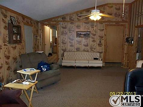 4th image of 7709 Greenfield Dr