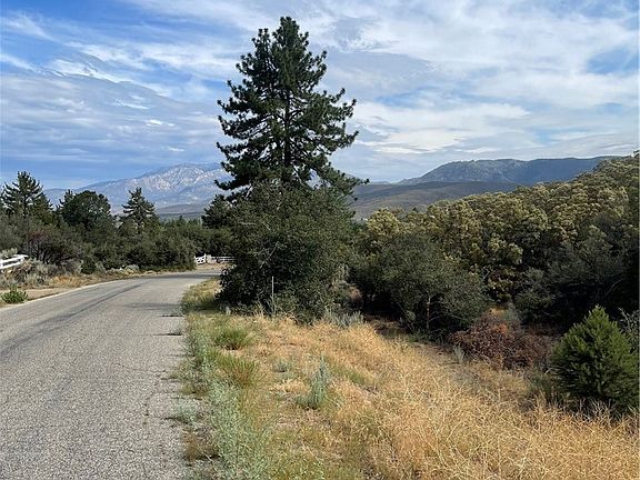 4th image of 2 Goldshot Creek Rd