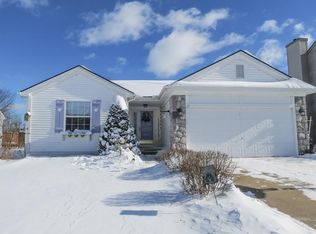 7583 Streamwood Dr, Ypsilanti, MI