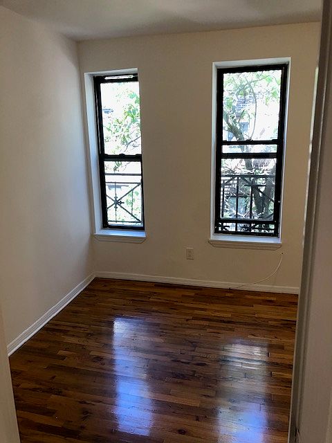 2nd image of 343 E 65th St #Re5