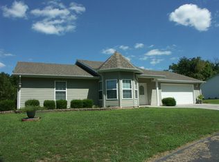 160 Starrville Ln, Branson West, MO 65737