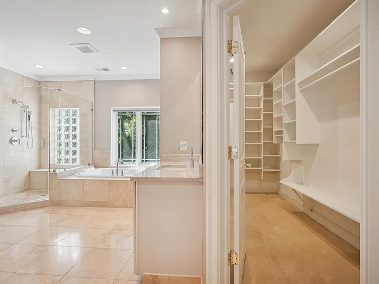 1530 Forest Villa Ln — Photo 41
