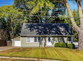 1421 Porter Ave, Des Moines, IA 50315