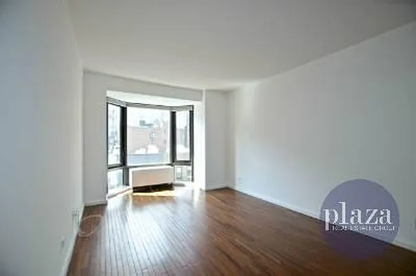 Rented by Plaza Real Estate Group | media 44