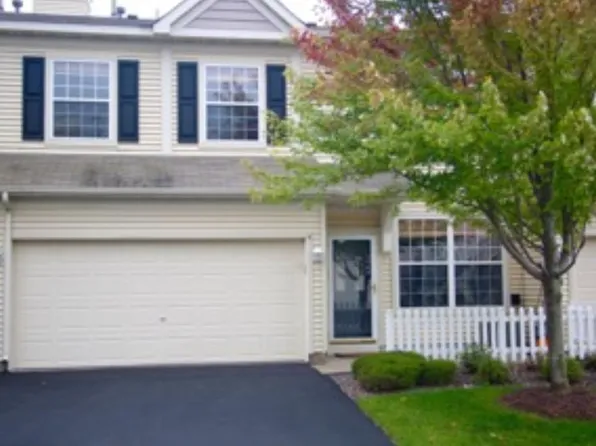 4565 Victor Path Unit 4, Hugo, MN 55038