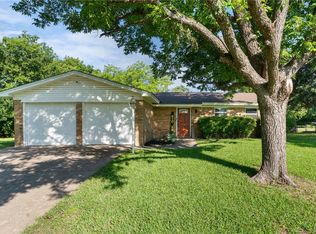 419 Peer Dr, Hewitt, TX 76643