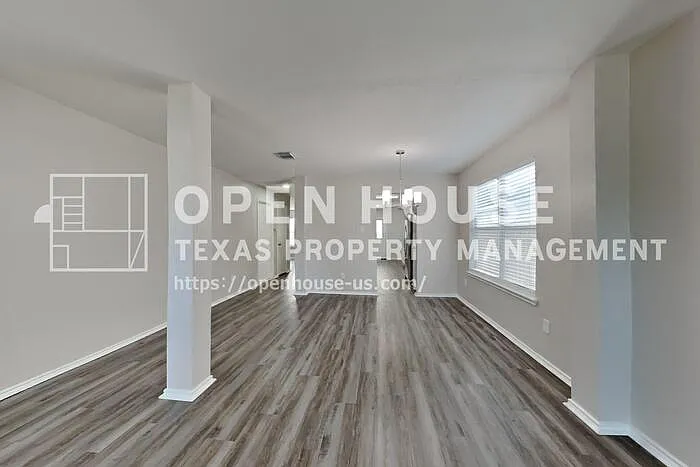 1806 Usher Ct — Photo 3