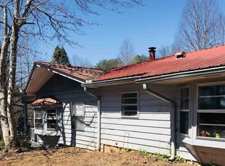 1031 E Mize Rd, Demorest, GA 30535