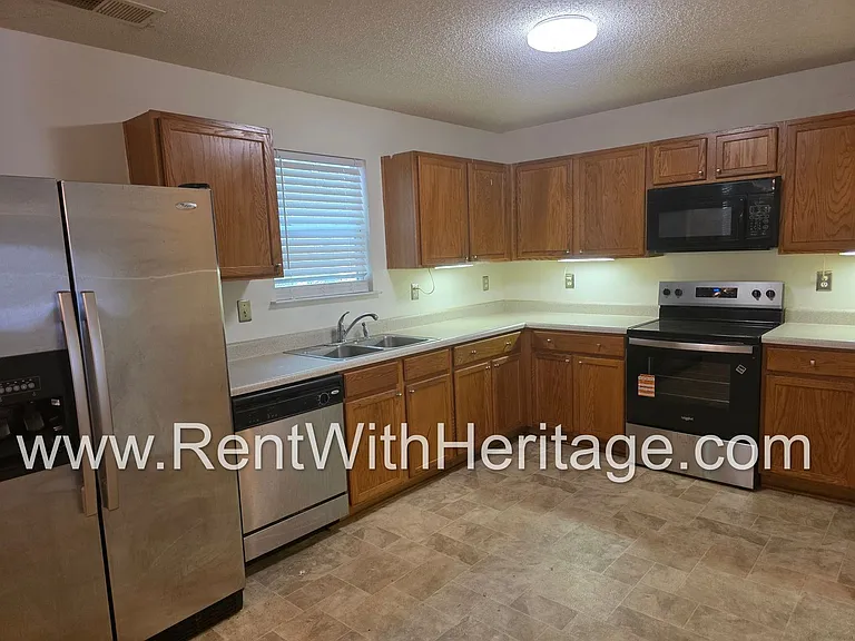 2028 Sweet Bay Dr — Photo 17