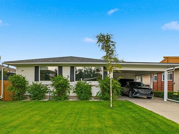 2nd image of 4752 W Nipawin Cres NW