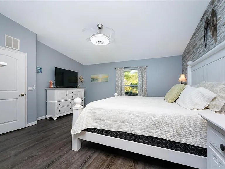 319 Monaco Dr #8 — Photo 18