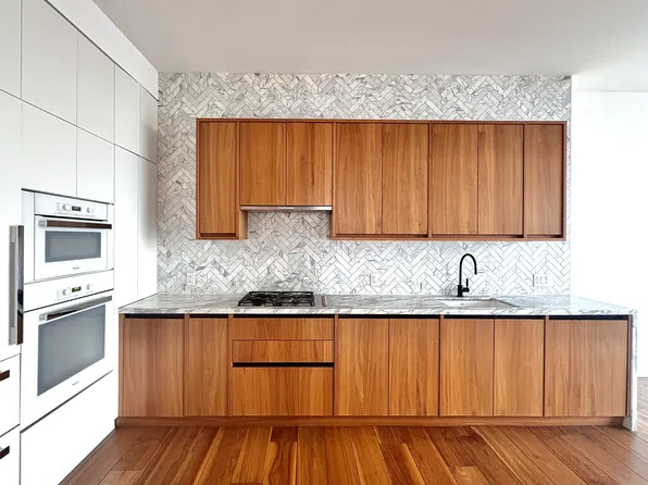 21 India Street image 2 of 28