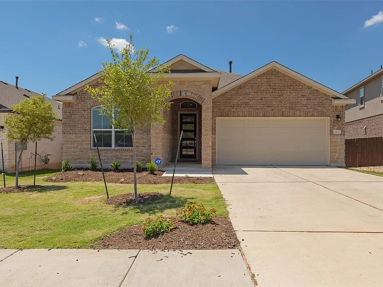 4460 Wilder Farm Ln — Photo 1