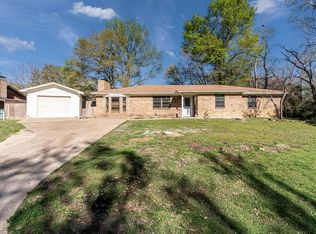 326 Kent Ave, Palestine, TX 75803