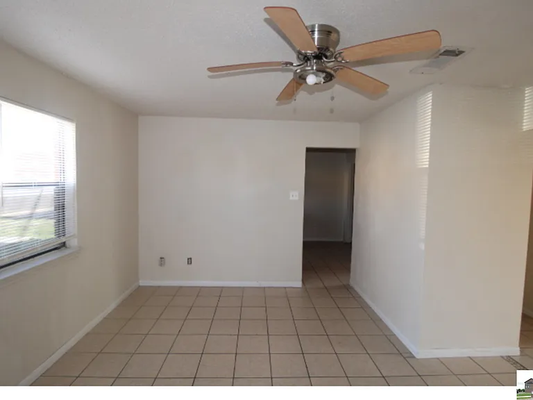 304 Erby Ave #A — Photo 11