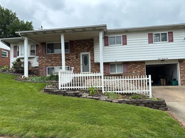 1504 Lake Hills Dr, Parkersburg, WV 26101
