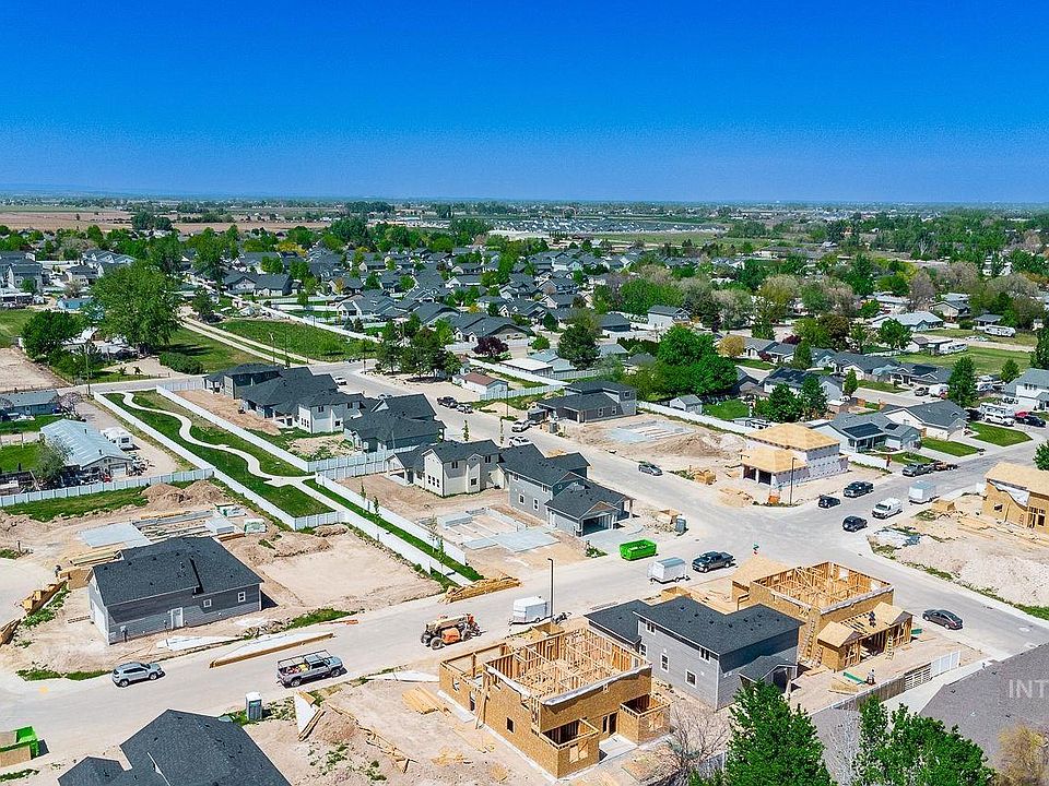 2nd image of 1063 W Afton Pl