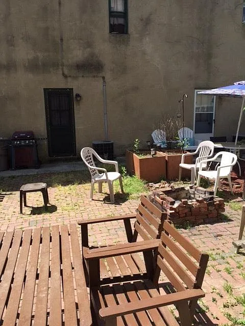 2 bed, 925 sqft, $1,650 — Photo 2