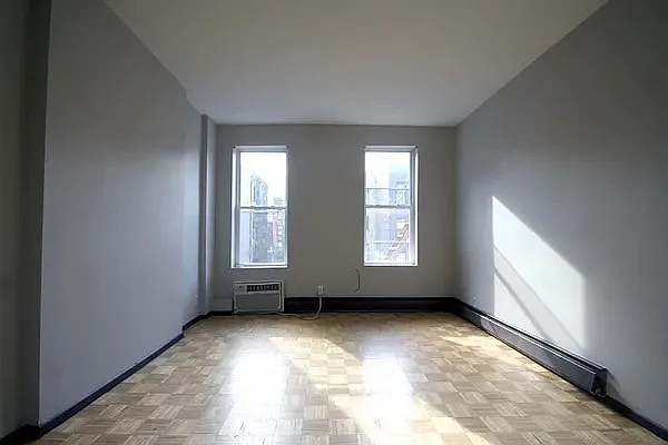 Rented by Bond New York | media 1