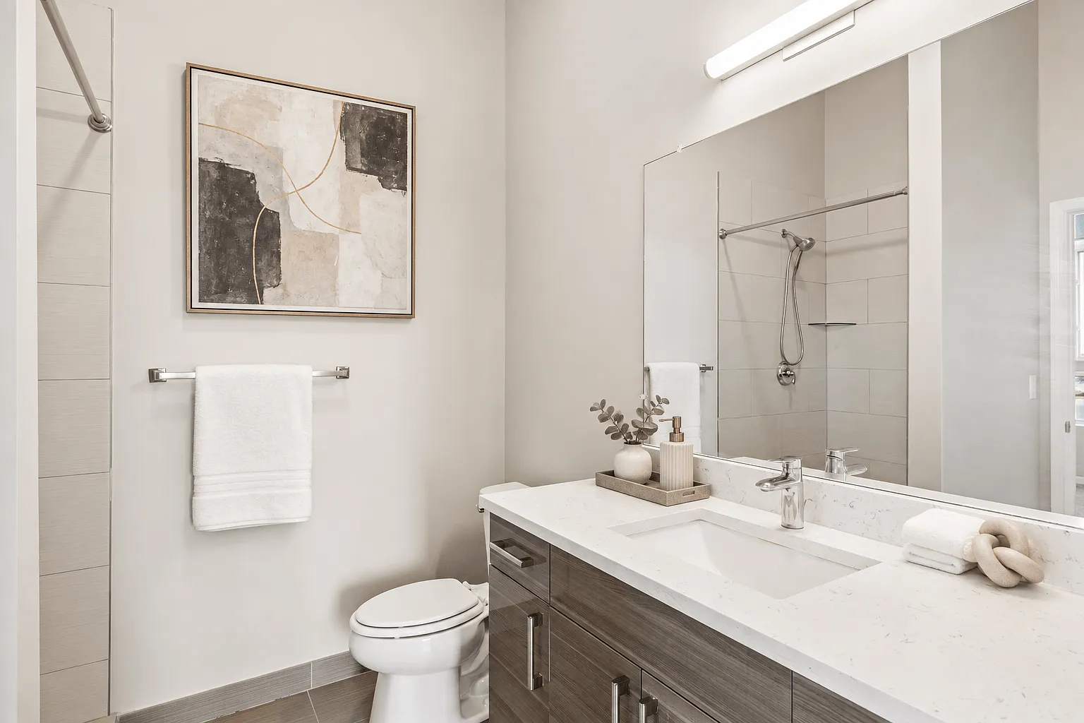 4 Corners Lakeside Apartments - White Lake, MI — Photo 4