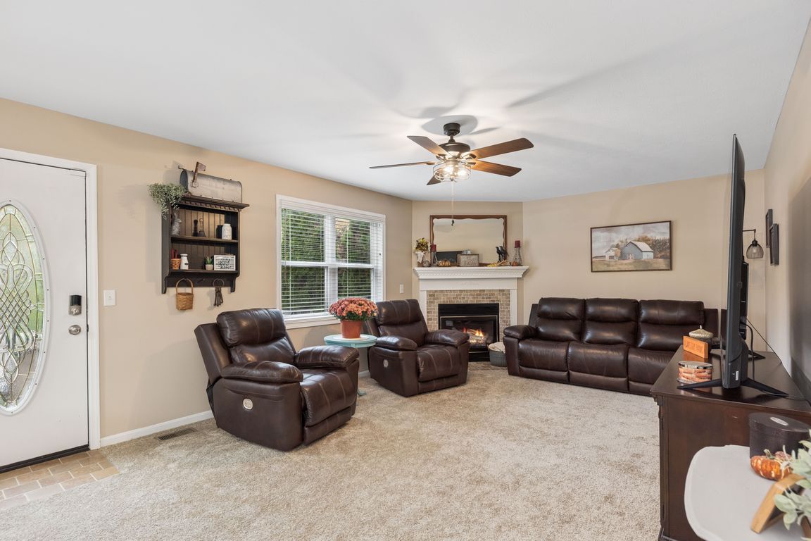 next background image