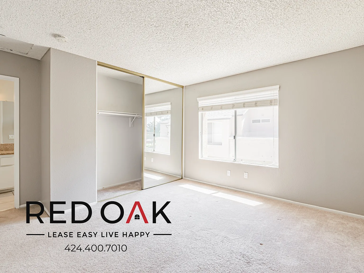 Gorgeous Two Bedroom with Laundry Hookups and Garage Parking ~ In Grand Terrace! — Photo 3