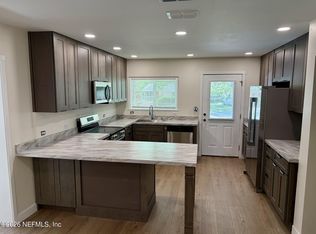 223 Collen Rd N, Jacksonville, FL 32218