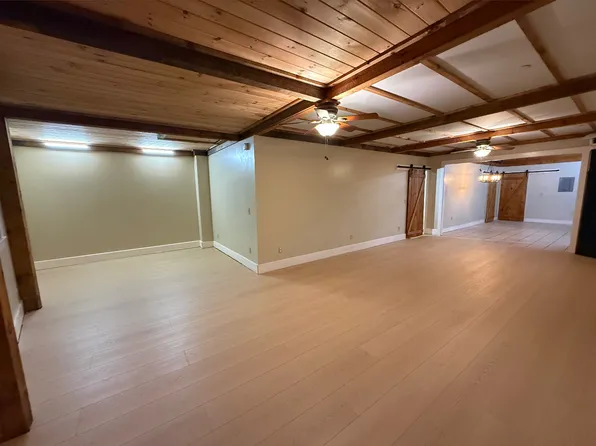 20 Pioneer Ave #2, Sanford, ME 04073