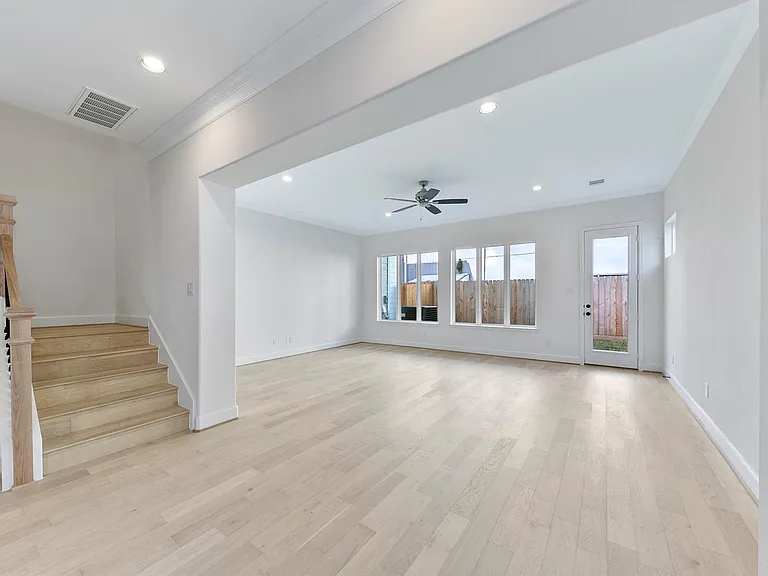 946 Judiway St — Photo 14