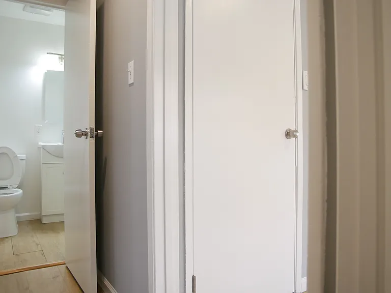 1109 Parker St #4 — Photo 13
