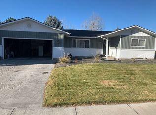 2308 Oak Trail Dr, Idaho Falls, ID 83404