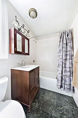 Sold by Compass | media 5